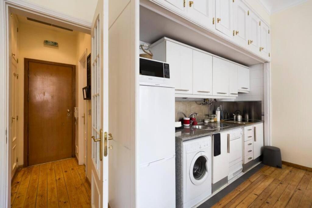 Ola Lisbon - Chiado 1 Apartment ภายนอก รูปภาพ